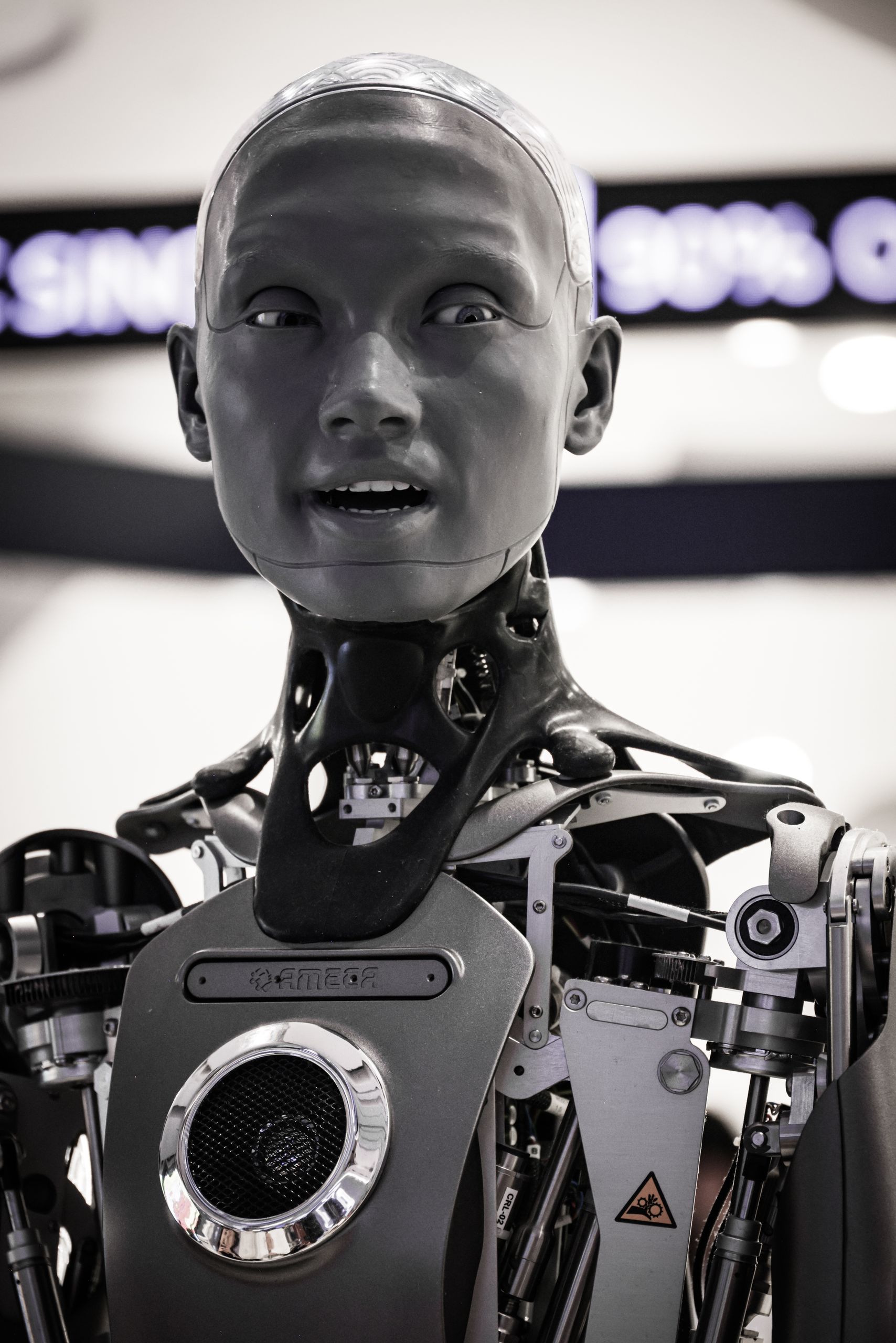Humanoid robot representing custom android development and deployment costs